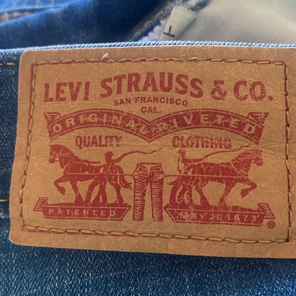 Levi 721 High Rise